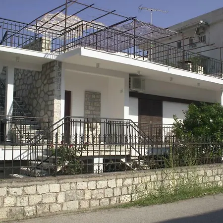 Stonehouse In Akrata Casa vacanze Aigeira